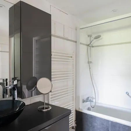 Apartmán Modern Garden View 2br In 16th Porte Dauphine *